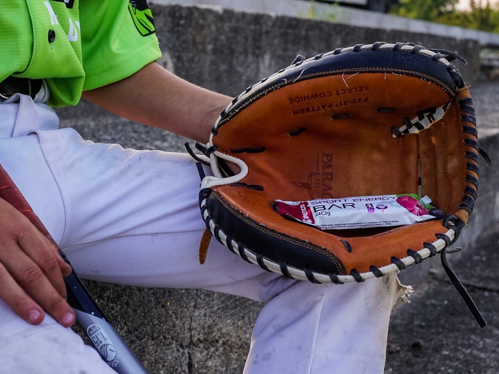 Energy bar  SPORT ENERGY BAR  Forest fruit in Yoghurt č.2