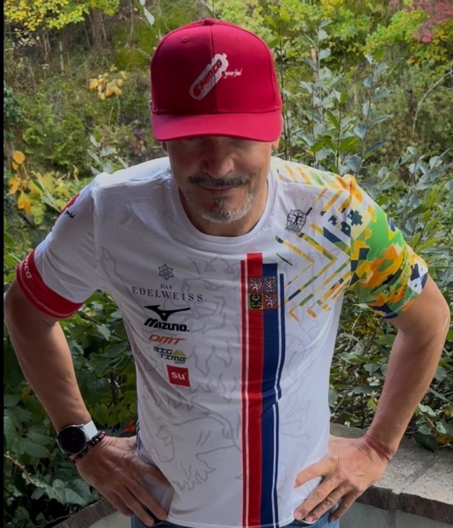 AKCIA Ultra Endurance Drink 1500g Čerešňa + Baseballová čiapka Penco Bryce red č.3