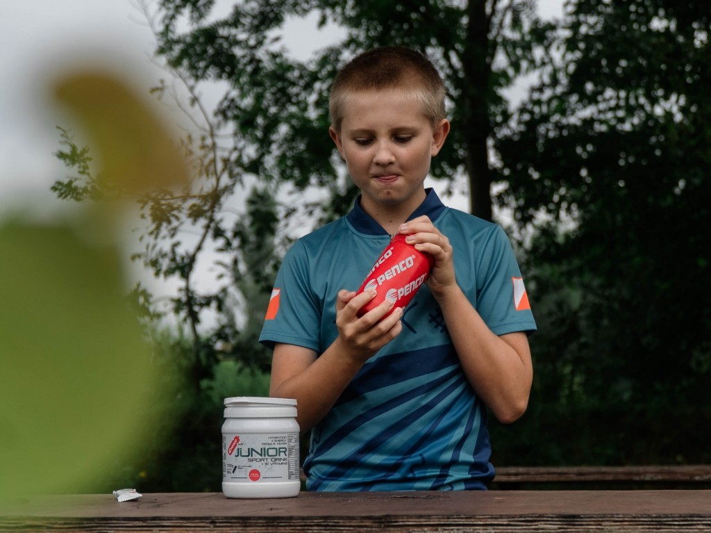 Iontový nápoj pro děti   JUNIOR SPORT DRINK 700g   Pomeranč č.3